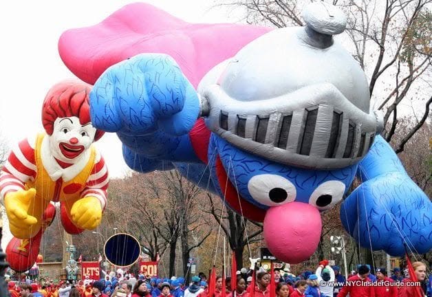 Best Hotel Rooms for Thanksgiving Parade New York City